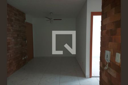 Sala de apartamento para alugar com 2 quartos, 69m² em Bairro Empresarial do Mandu, Contagem