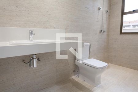 Casa de condomínio à venda com 386m², 4 quartos e 6 vagas Casa de condomínio à venda com 386m², 4 quartos e 6 vagasbanheiro suite 1