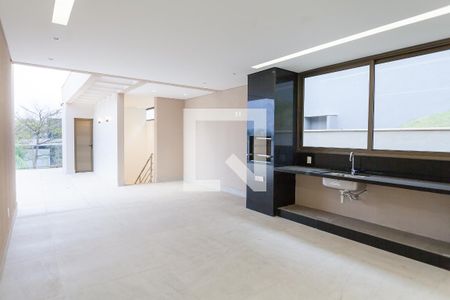 Casa de condomínio à venda com 386m², 4 quartos e 6 vagas Casa de condomínio à venda com 386m², 4 quartos e 6 vagasChurrasqueira