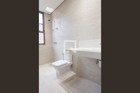 Casa de condomínio à venda com 386m², 4 quartos e 6 vagas Casa de condomínio à venda com 386m², 4 quartos e 6 vagassuite 2