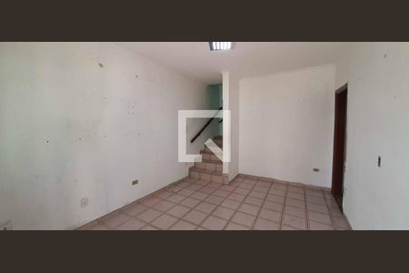 Sala de casa para alugar com 2 quartos, 200m² em Quitaúna, Osasco