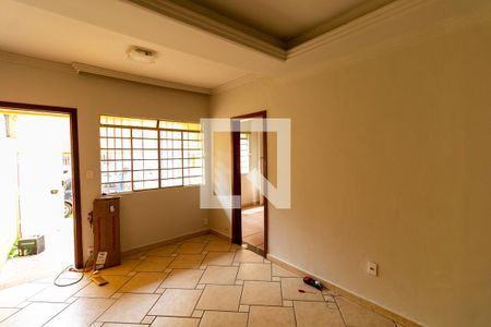 Sala de casa para alugar com 3 quartos, 97m² em Padre Eustáquio, Belo Horizonte