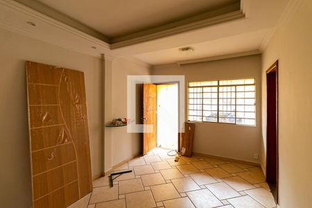 Sala de casa para alugar com 3 quartos, 97m² em Padre Eustáquio, Belo Horizonte