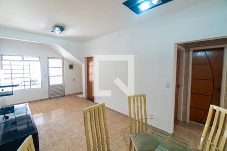 Sala de casa para alugar com 3 quartos, 120m² em Vila Guarani, São Paulo