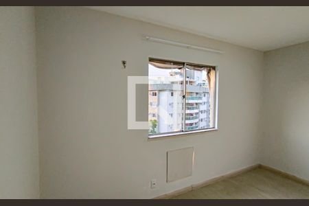 quarto 1 de apartamento para alugar com 2 quartos, 63m² em Pechincha, Rio de Janeiro