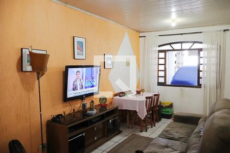 Sala  de casa à venda com 2 quartos, 138m² em Jardim Paraventi, Guarulhos