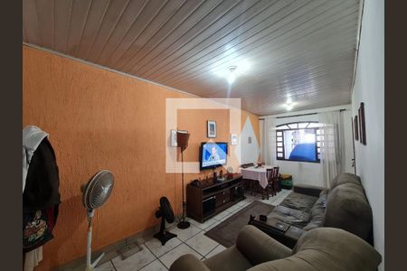 Sala  de casa à venda com 2 quartos, 138m² em Jardim Paraventi, Guarulhos