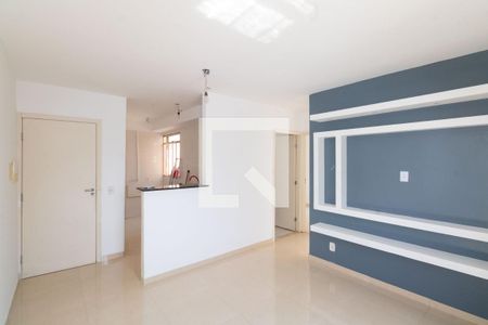 Sala de apartamento para alugar com 2 quartos, 45m² em Cosmos, Rio de Janeiro