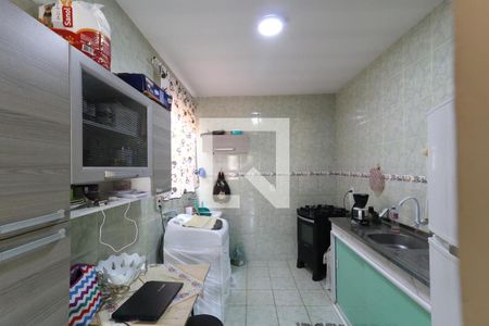 Cozinha e Área de Serviço de apartamento à venda com 2 quartos, 53m² em Cascadura, Rio de Janeiro