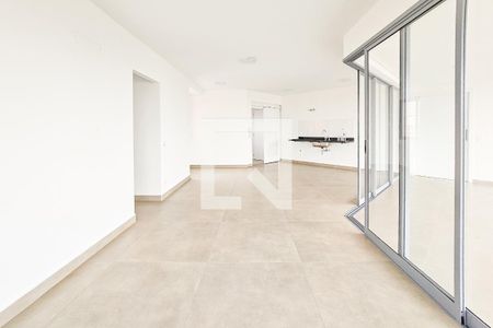 Sala de apartamento para alugar com 3 quartos, 150m² em  Jardim Tres Marias, Guarujá