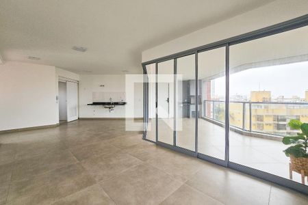 Sala de apartamento para alugar com 3 quartos, 150m² em  Jardim Tres Marias, Guarujá