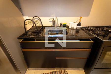 Cozinha de apartamento à venda com 2 quartos, 52m² em Vila Lúcia, São Paulo