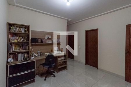 Sala 2 de casa à venda com 3 quartos, 350m² em Copacabana, Belo Horizonte