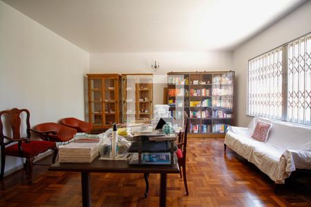 Sala de casa à venda com 3 quartos, 237m² em Vila Ida, São Paulo