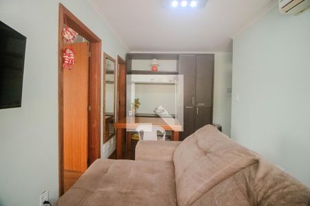 Sala de apartamento para alugar com 1 quarto, 44m² em Passo D’areia, Porto Alegre