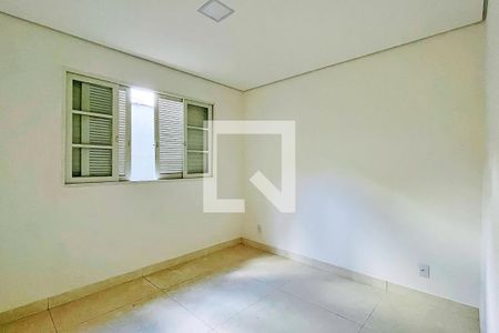 Quarto 1 de casa à venda com 1 quarto, 100m² em Vila Leda, Guarulhos