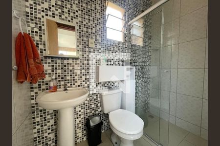 Banheiro 2 de casa à venda com 3 quartos, 100m² em Diamante, Belo Horizonte