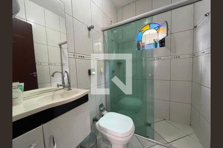 Banheiro de casa à venda com 3 quartos, 100m² em Diamante, Belo Horizonte