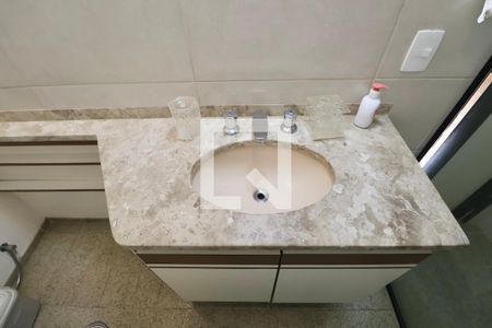 Apartamento para alugar com 100m², 3 quartos e 1 vaga Apartamento para alugar com 100m², 3 quartos e 1 vagaBanheiro Social