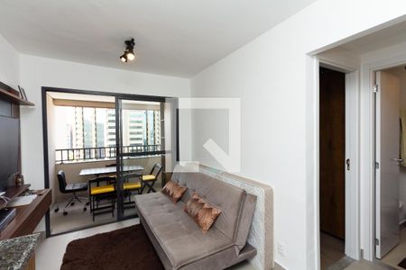 Sala/Cozinha de apartamento para alugar com 1 quarto, 31m² em Indianópolis, São Paulo