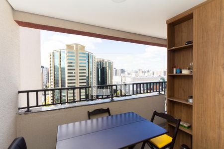 Varanda de apartamento para alugar com 1 quarto, 31m² em Indianópolis, São Paulo