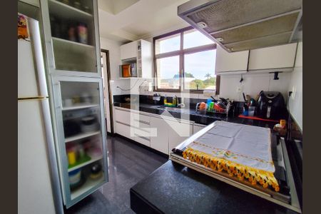 Cozinha de apartamento à venda com 4 quartos, 234m² em Padre Eustáquio, Belo Horizonte