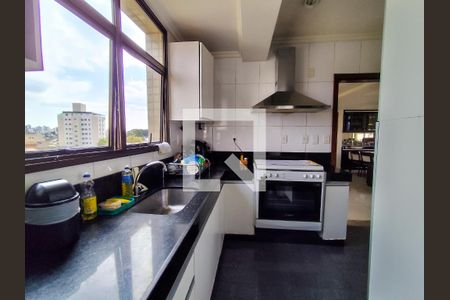 Cozinha de apartamento à venda com 4 quartos, 234m² em Padre Eustáquio, Belo Horizonte