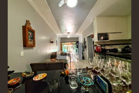 Sala/ Cozinha  de casa à venda com 2 quartos, 220m² em Santa Tereza, Belo Horizonte