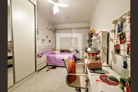 Quarto de casa à venda com 2 quartos, 220m² em Santa Tereza, Belo Horizonte