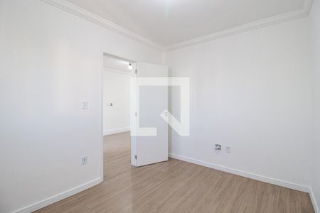 Quarto 2 de apartamento para alugar com 2 quartos, 52m² em Jardim Pilar, Mauá