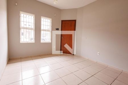 Sala de casa de condomínio para alugar com 3 quartos, 101m² em Jardim Tropical, Indaiatuba