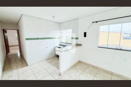 Sala - Cozinha de apartamento para alugar com 2 quartos, 65m² em Parque São Vicente, Santo André