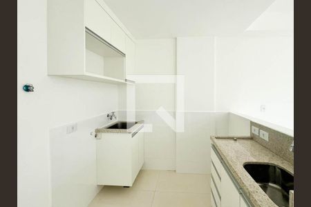 Sala / Cozinha de apartamento para alugar com 1 quarto, 43m² em Asa Norte, Brasília