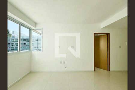 Sala / Cozinha de apartamento para alugar com 1 quarto, 43m² em Asa Norte, Brasília