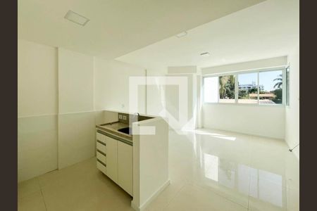 Sala / Cozinha de apartamento para alugar com 1 quarto, 43m² em Asa Norte, Brasília