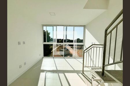 Sala  de apartamento para alugar com 1 quarto, 80m² em Asa Norte, Brasília