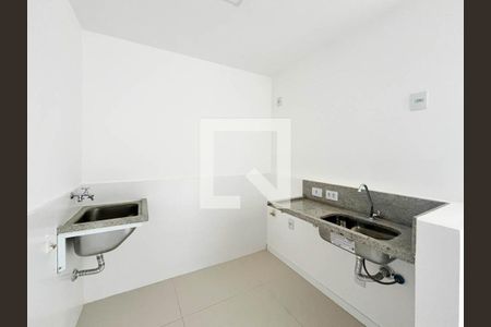 Sala / Cozinha de apartamento para alugar com 1 quarto, 85m² em Asa Norte, Brasília