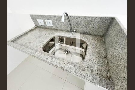 Sala / Cozinha de apartamento para alugar com 1 quarto, 85m² em Asa Norte, Brasília