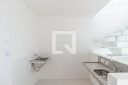 Sala / Cozinha de apartamento para alugar com 1 quarto, 82m² em Asa Norte, Brasília