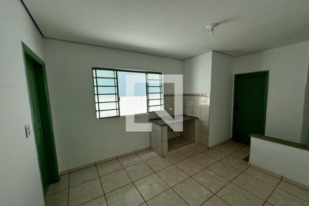 Sala - Cozinha de casa para alugar com 1 quarto, 70m² em Centro, Ribeirão Preto