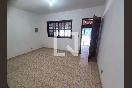 Sala de casa à venda com 2 quartos, 93m² em Parque Industrial das Oliveiras, Taboão da Serra