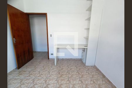 Quarto 1 de casa à venda com 2 quartos, 93m² em Parque Industrial das Oliveiras, Taboão da Serra