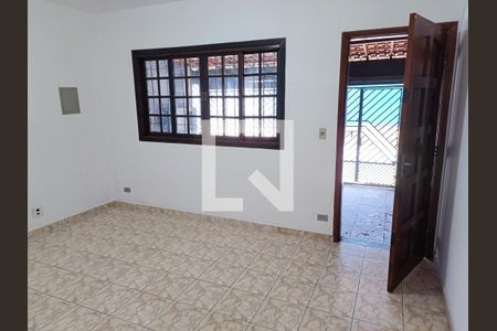 Sala de casa à venda com 2 quartos, 93m² em Parque Industrial das Oliveiras, Taboão da Serra