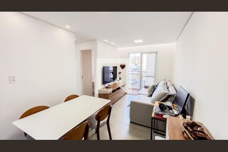 Sala de apartamento à venda com 2 quartos, 52m² em Parque João Ramalho, Santo André