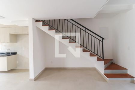 Sala de casa para alugar com 2 quartos, 90m² em Jardim Carolina, Jundiaí