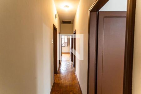 Corredor de casa à venda com 4 quartos, 186m² em Renascença, Belo Horizonte