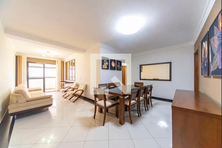 Sala de apartamento para alugar com 3 quartos, 106m² em Vila Gilda, Santo André