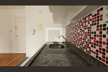 Cozinha de apartamento à venda com 2 quartos, 48m² em Vila Inglesa, São Paulo