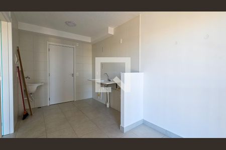 Sala / Cozinha de apartamento à venda com 1 quarto, 31m² em Socorro, São Paulo