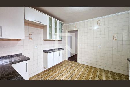 Cozinha de casa para alugar com 3 quartos, 235m² em Vila California(zona Sul), São Paulo